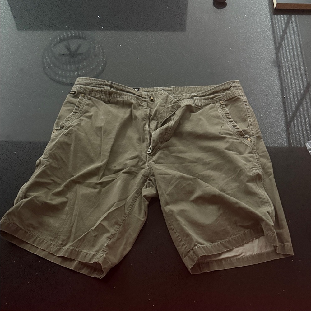 Kuhl Men's Khaki Cargo Shorts